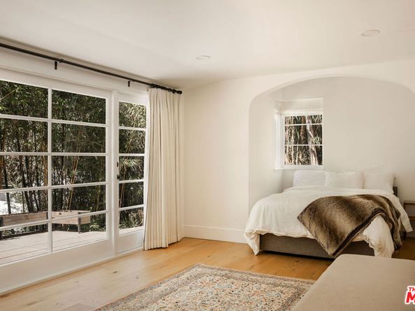 2410 Nichols Canyon Road, Los Angeles CA 90046