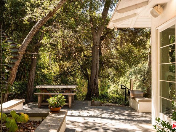 2410 Nichols Canyon Road, Los Angeles CA 90046