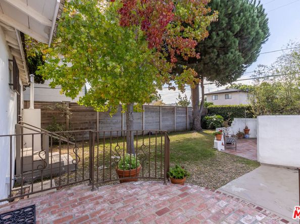 4065 Michael Avenue, Los Angeles CA 90066