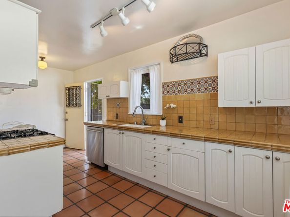 4065 Michael Avenue, Los Angeles CA 90066