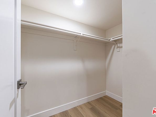 5436 Romaine Street, Los Angeles CA 90038