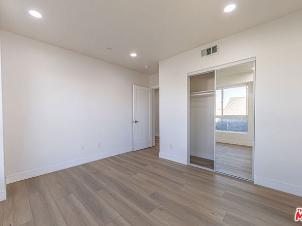 5436 Romaine Street, Los Angeles CA 90038