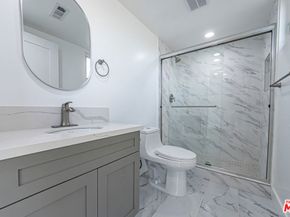 5436 Romaine Street, Los Angeles CA 90038