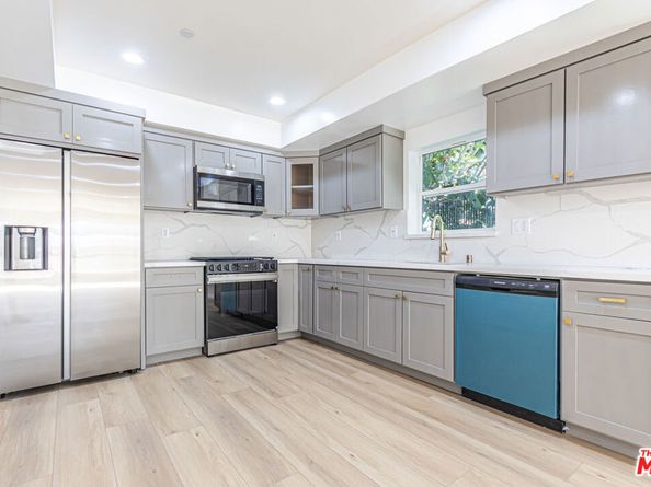 5436 Romaine Street, Los Angeles CA 90038