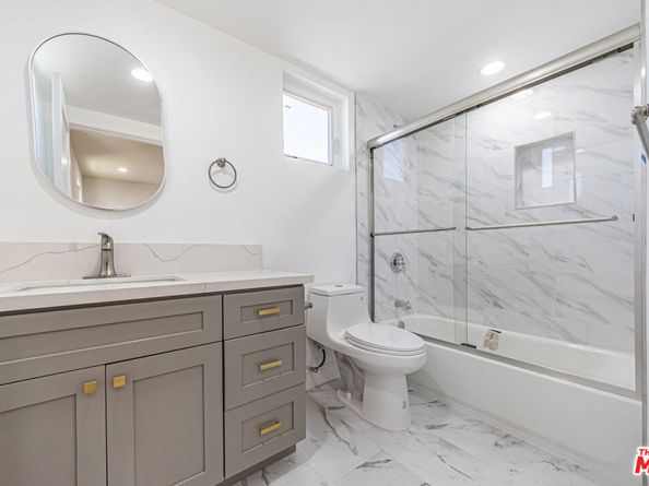 5436 Romaine Street, Los Angeles CA 90038