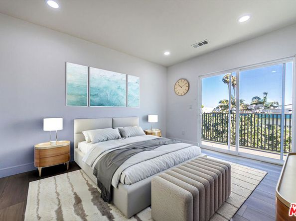 5436 Romaine Street, Los Angeles CA 90038