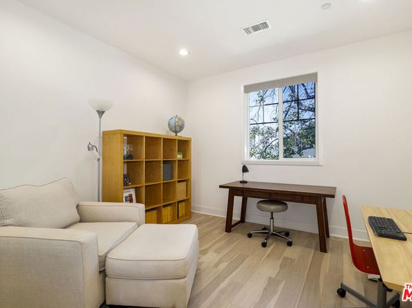 1741 S S Marvin Ave, Los Angeles CA 90019