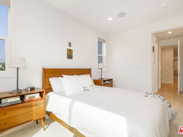 1741 S S Marvin Ave, Los Angeles CA 90019