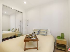 1741 S S Marvin Ave, Los Angeles CA 90019