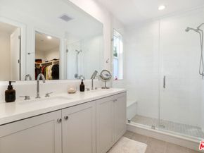 1741 S S Marvin Ave, Los Angeles CA 90019