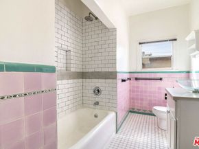 855 S Shenandoah Street, Los Angeles CA 90035