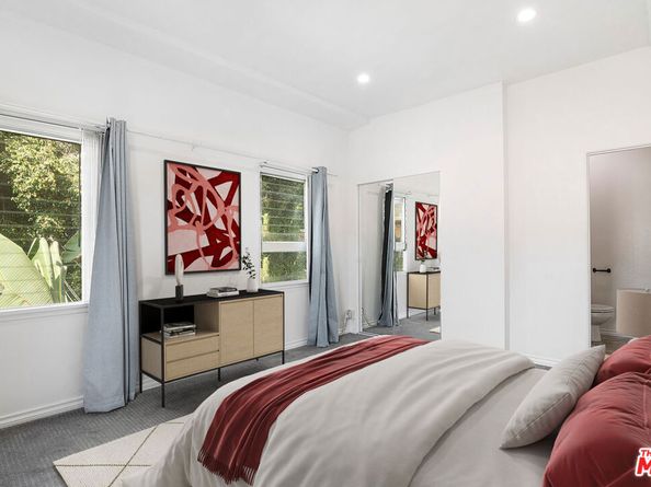 855 S Shenandoah Street, Los Angeles CA 90035