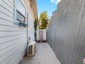 1545 Duane Street, Los Angeles CA 90026