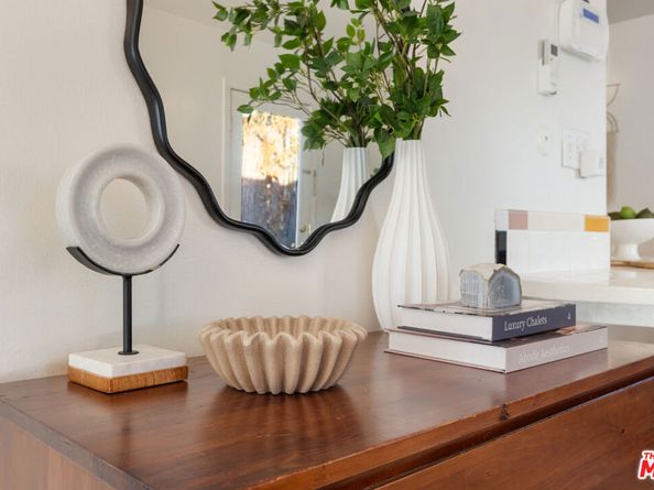 1545 Duane Street, Los Angeles CA 90026