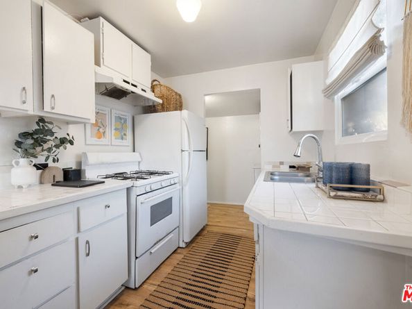 1545 Duane Street, Los Angeles CA 90026