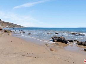 19824 Pacific Coast Highway, Malibu CA 90265