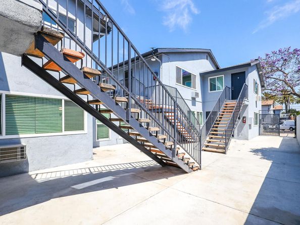 200 E Wakefield Avenue, Anaheim CA 92802