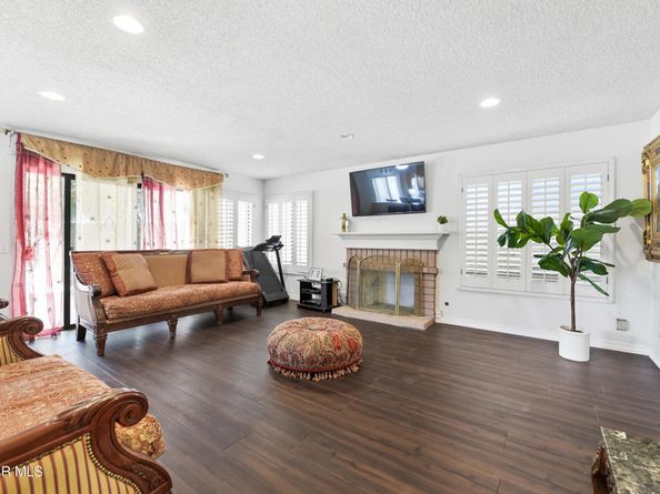 7933 Casaba Avenue, Winnetka CA 91306