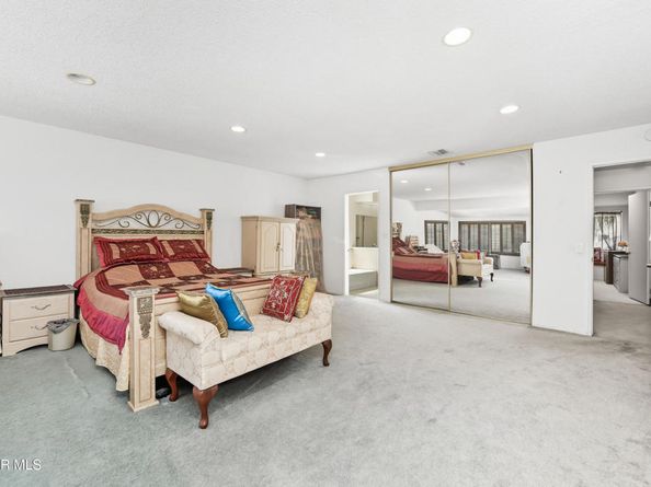 7933 Casaba Avenue, Winnetka CA 91306