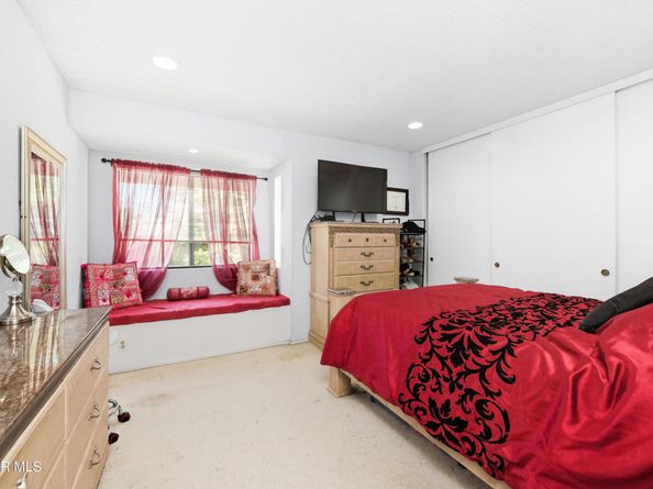 7933 Casaba Avenue, Winnetka CA 91306