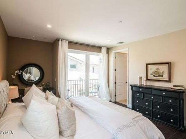 7608 W Ani Way, North Hollywood CA 91605