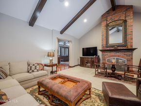 29338 Wagon Road, Agoura Hills CA 91301