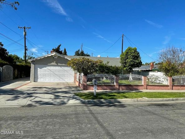 842 S Corta Drive, Santa Ana CA 92704