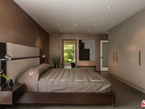 7535 LOLINA Lane, Los Angeles CA 90046