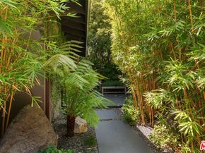 7535 LOLINA Lane, Los Angeles CA 90046