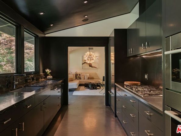 7535 LOLINA Lane, Los Angeles CA 90046