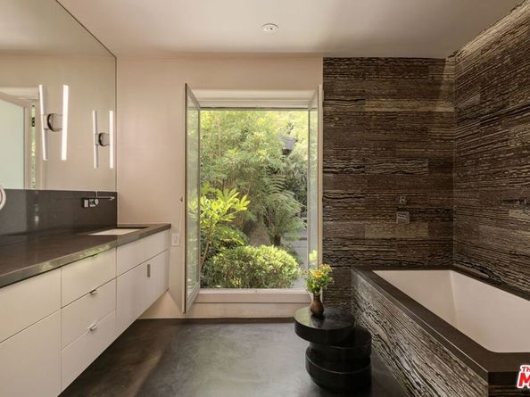 7535 LOLINA Lane, Los Angeles CA 90046