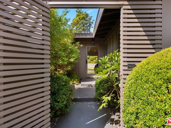 7535 LOLINA Lane, Los Angeles CA 90046