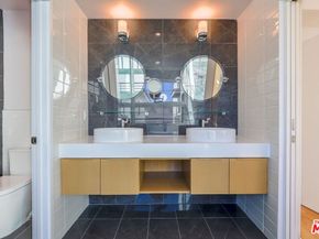 1729 S Barrington Avenue 2, Los Angeles CA 90025