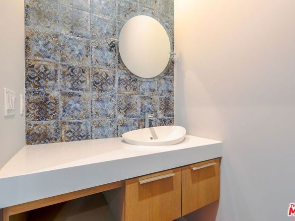 1729 S Barrington Avenue 2, Los Angeles CA 90025