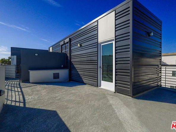 1729 S Barrington Avenue 2, Los Angeles CA 90025