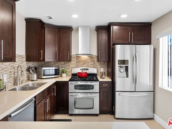 7755 Via Rosa Maria, Burbank CA 91504