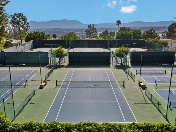 7755 Via Rosa Maria, Burbank CA 91504