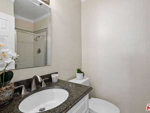 7755 Via Rosa Maria, Burbank CA 91504