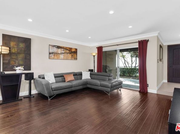 7755 Via Rosa Maria, Burbank CA 91504