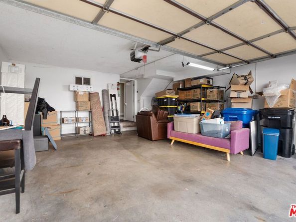 7755 Via Rosa Maria, Burbank CA 91504