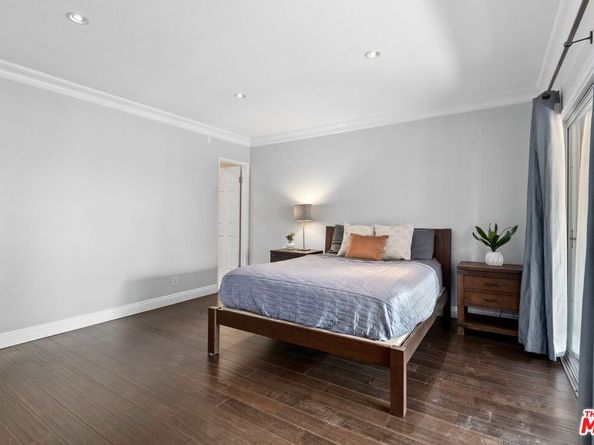 7755 Via Rosa Maria, Burbank CA 91504