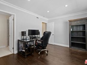 7755 Via Rosa Maria, Burbank CA 91504