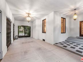 191 S Hudson Avenue, Los Angeles CA 90004