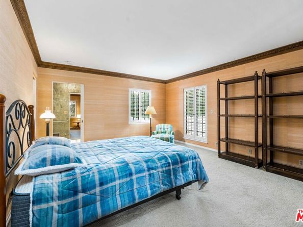 191 S Hudson Avenue, Los Angeles CA 90004