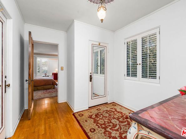191 S Hudson Avenue, Los Angeles CA 90004