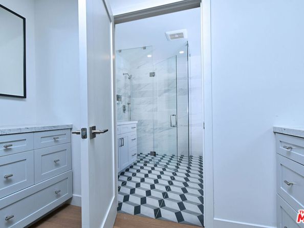 3935 Kentucky Drive, Studio City CA 90068