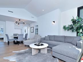 3935 Kentucky Drive, Studio City CA 90068
