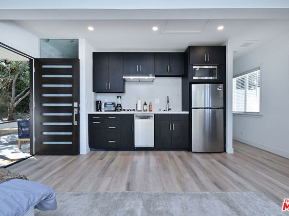 3935 Kentucky Drive, Studio City CA 90068