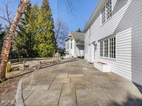 28 Irvine Road, Old Greenwich CT 06870