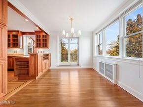 4 Putnam Hill 4G, Greenwich CT 06830